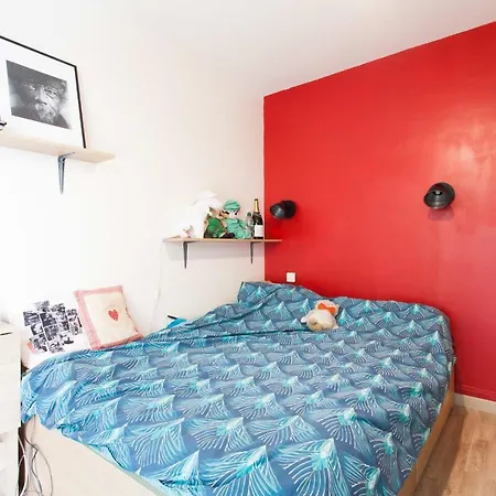 Superb Bright Apt With Patio דירה