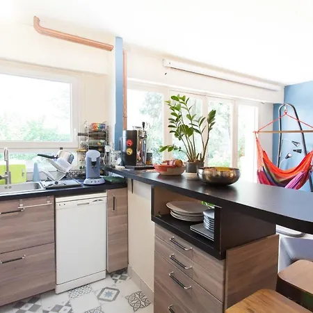 Superb Bright Apt With Patio פריז
